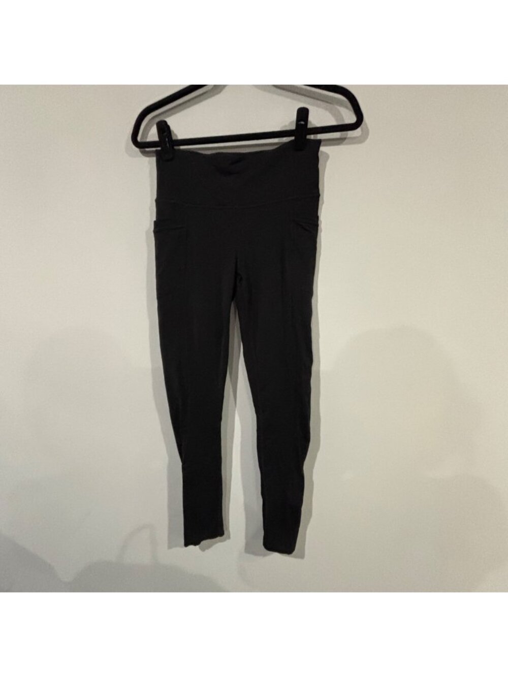 Athleta Black Chaturanga To Town Leggings Size S
